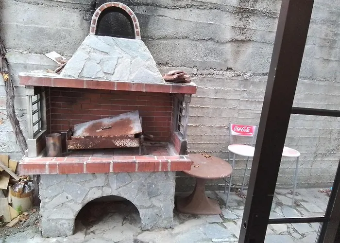 بيت خشبي Kampi Double Storey House In The Village *