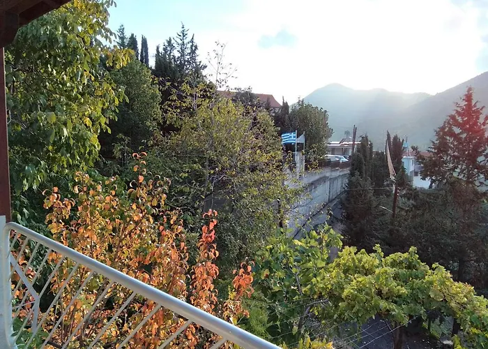 Kampi Double Storey House In The Village بيت خشبي *