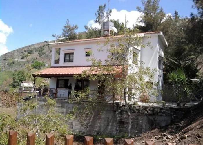 Kampi Double Storey House In The Village