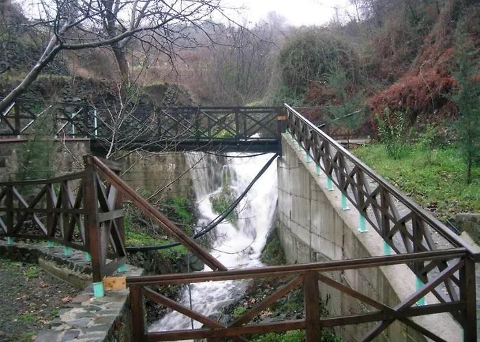 Kampi Double Storey House In The Village *