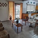 بيت خشبي Kampi Double Storey House In The Village نيقوسيا