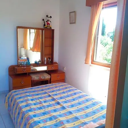 Lodge Kampi Double Storey House In The Village Nikosia