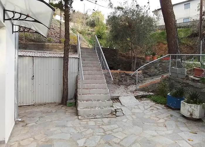 Kampi Double Storey House In The Village * 尼科西亚